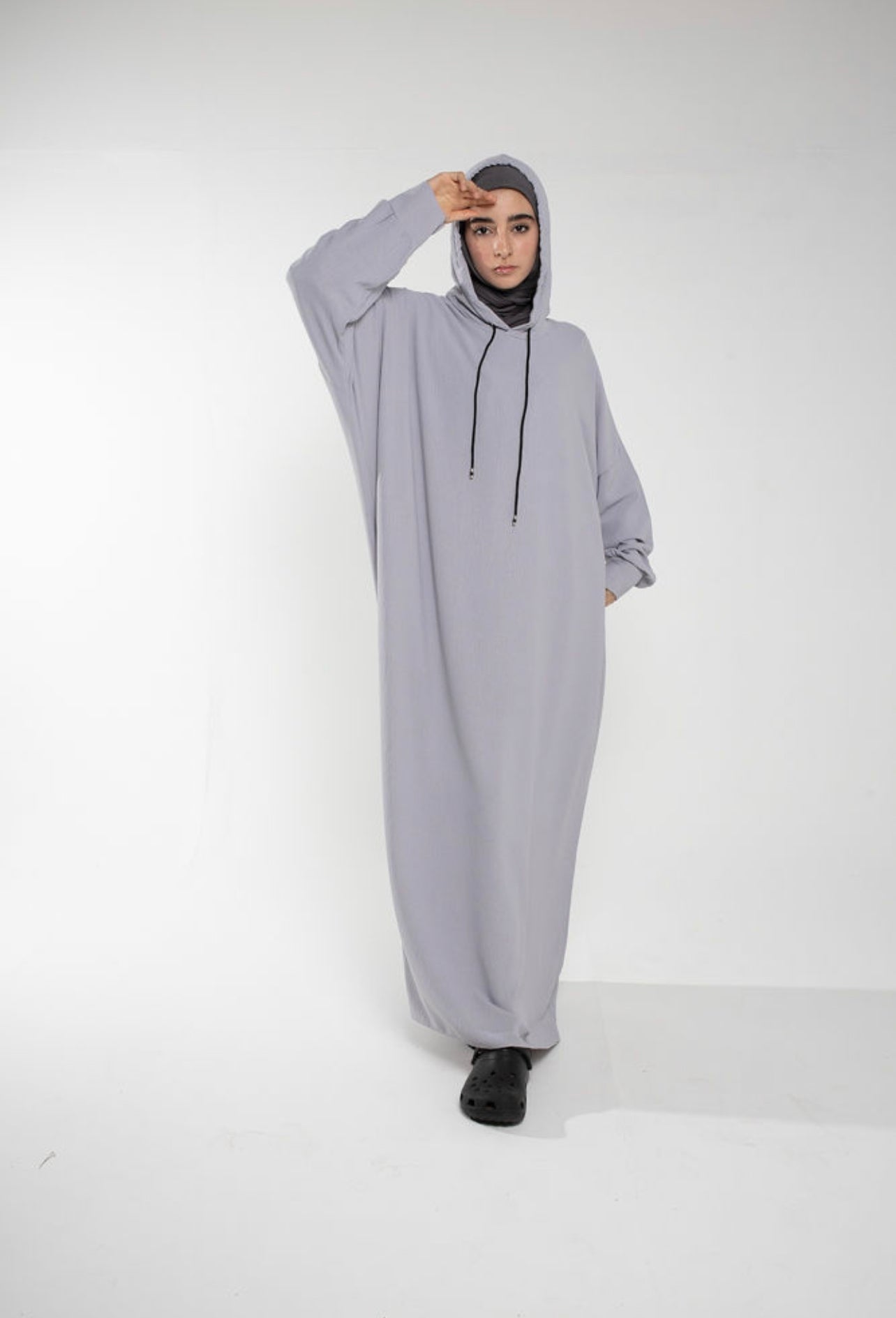 HOODED ABAYA