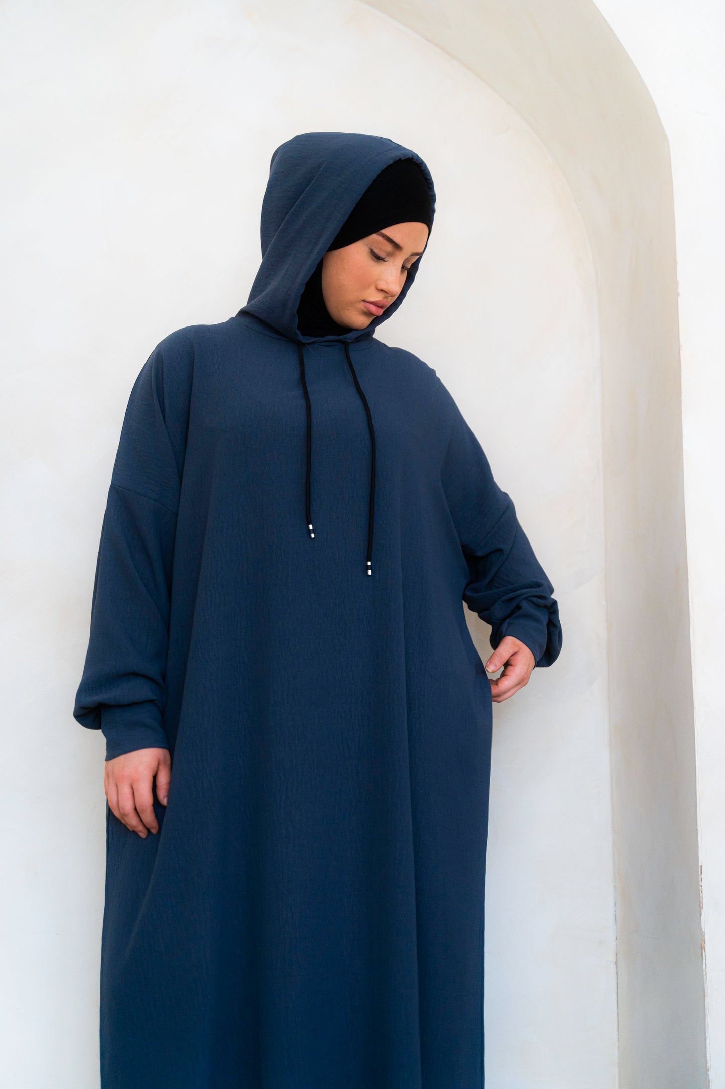 HOODED ABAYA