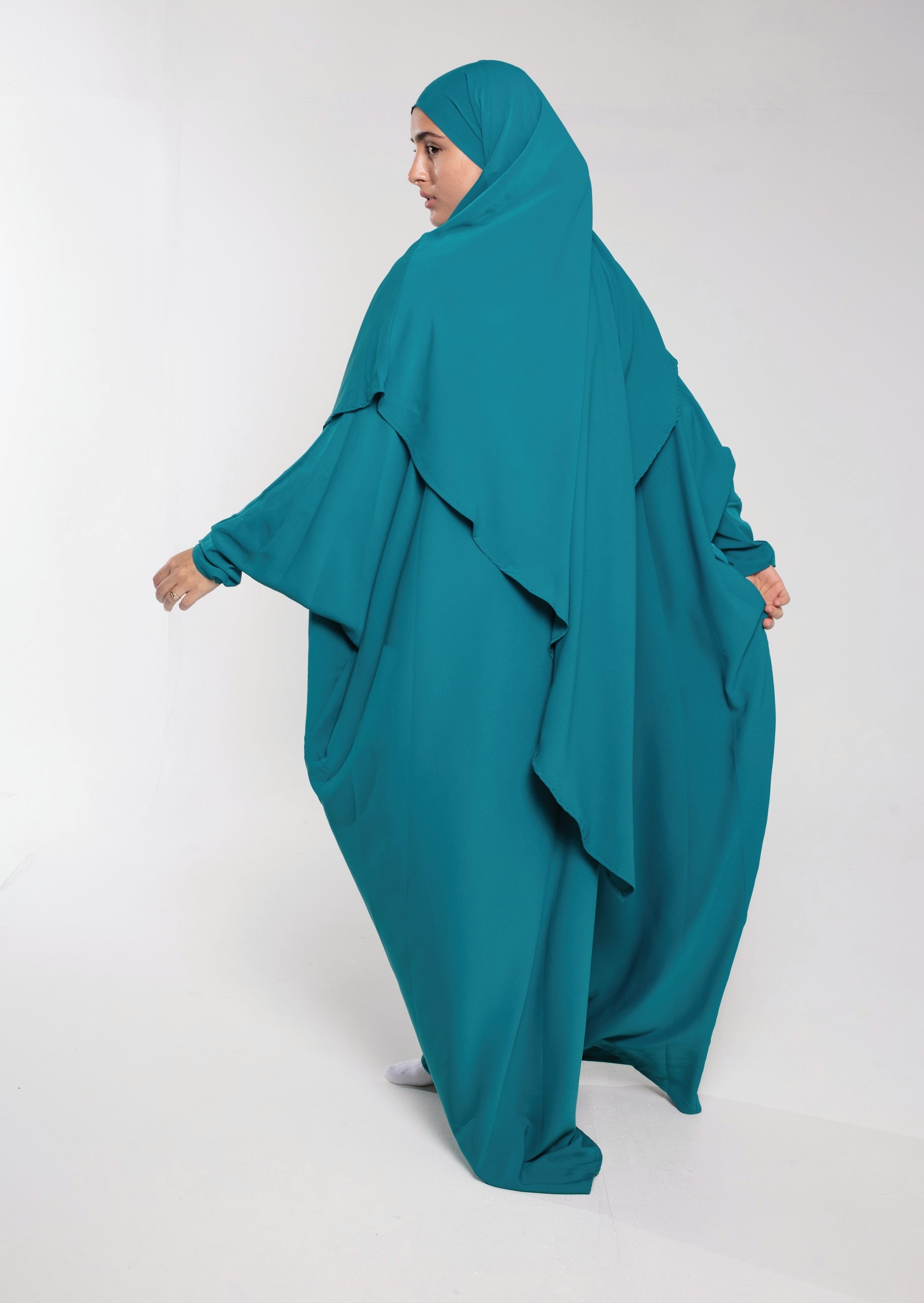 Abaya and Medina Khimar Set