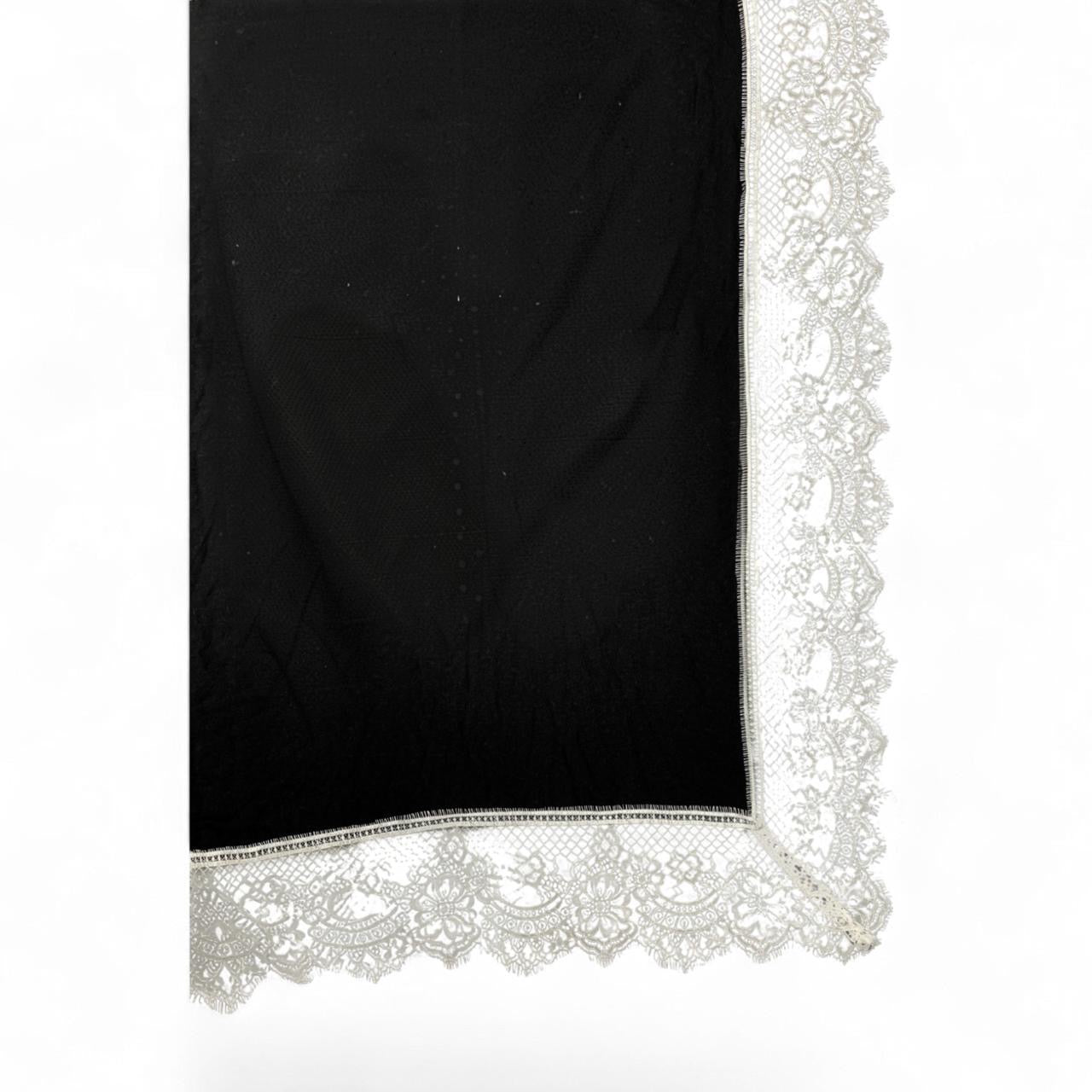Lace Modal