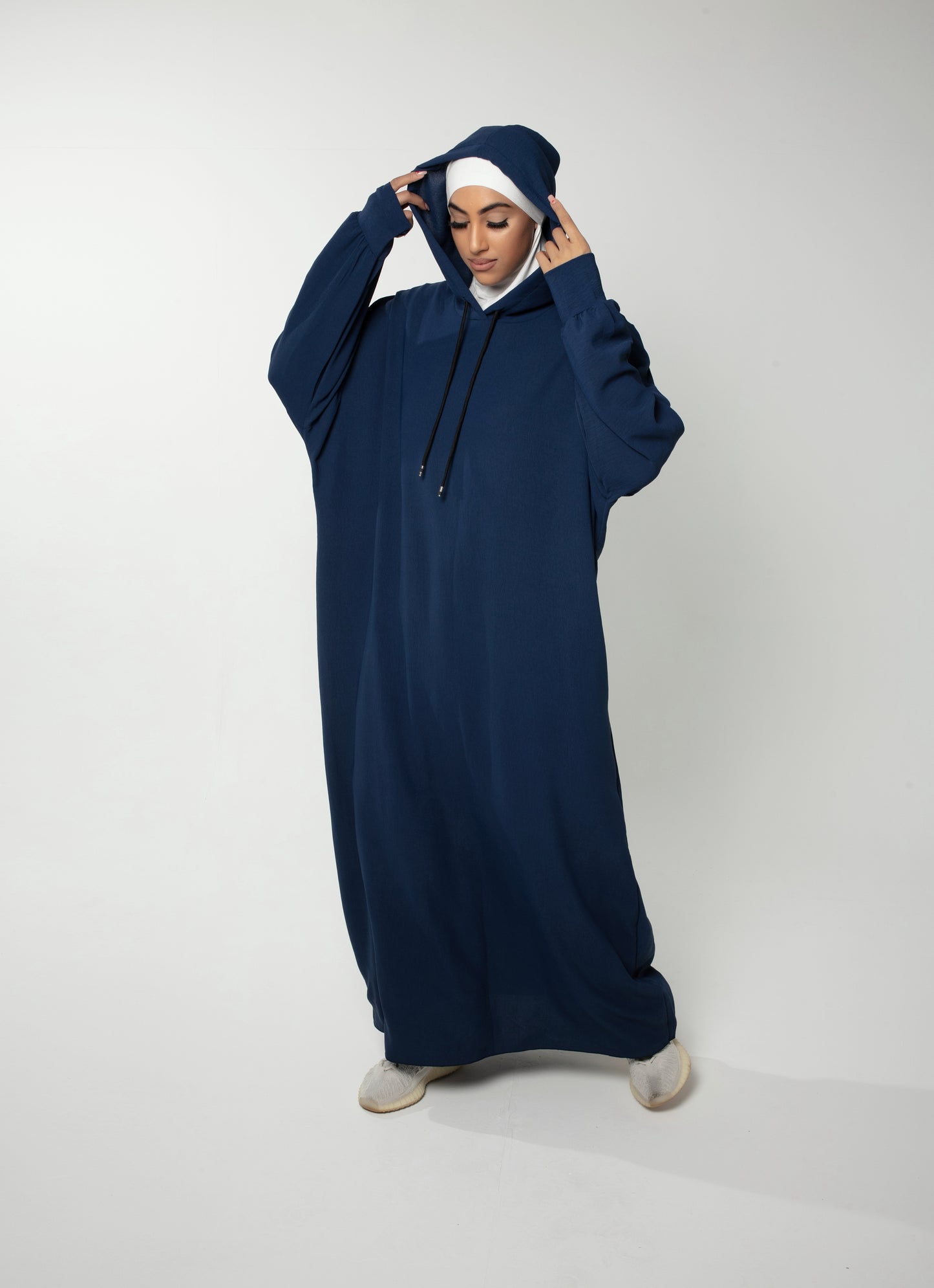 HOODED ABAYA