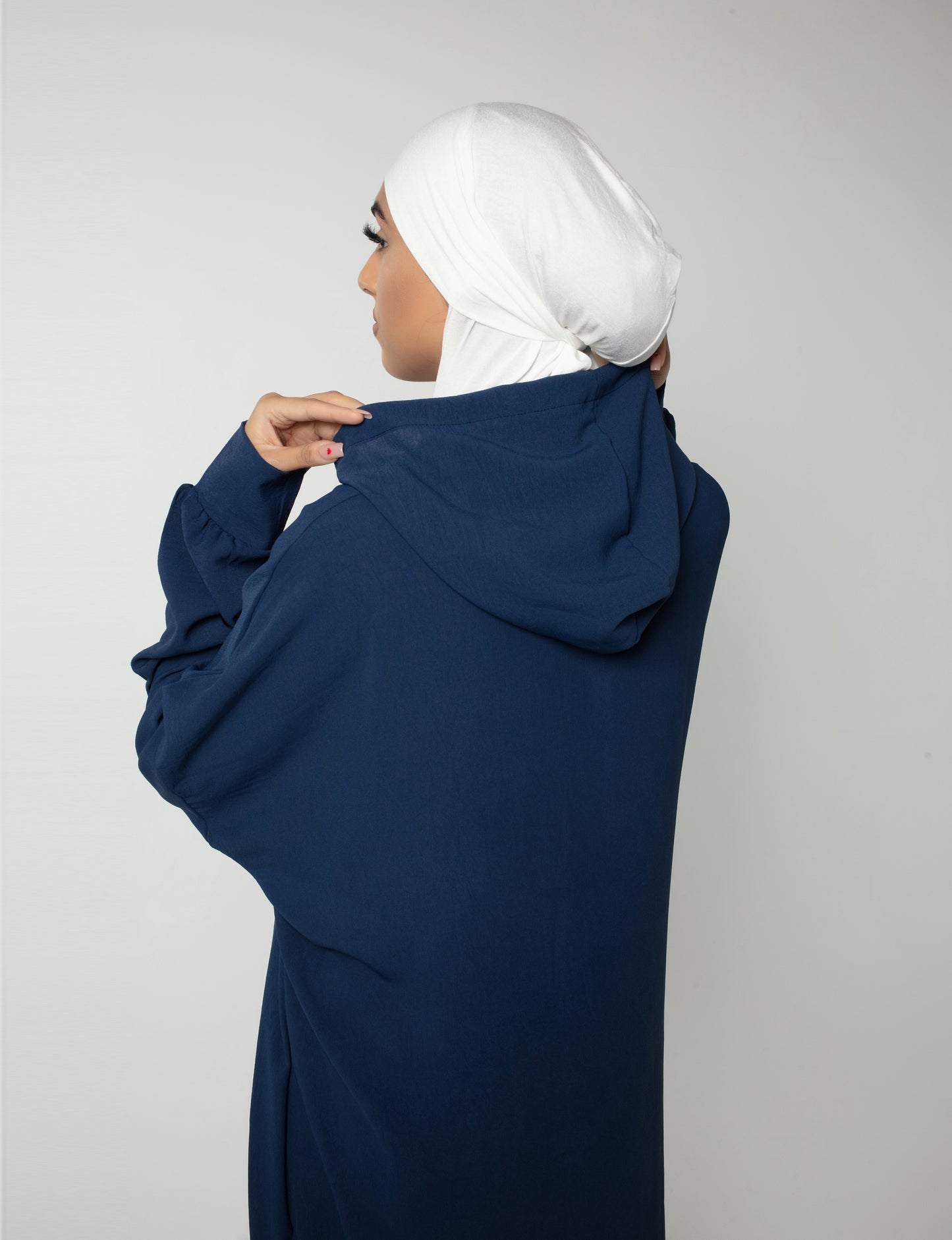 HOODED ABAYA