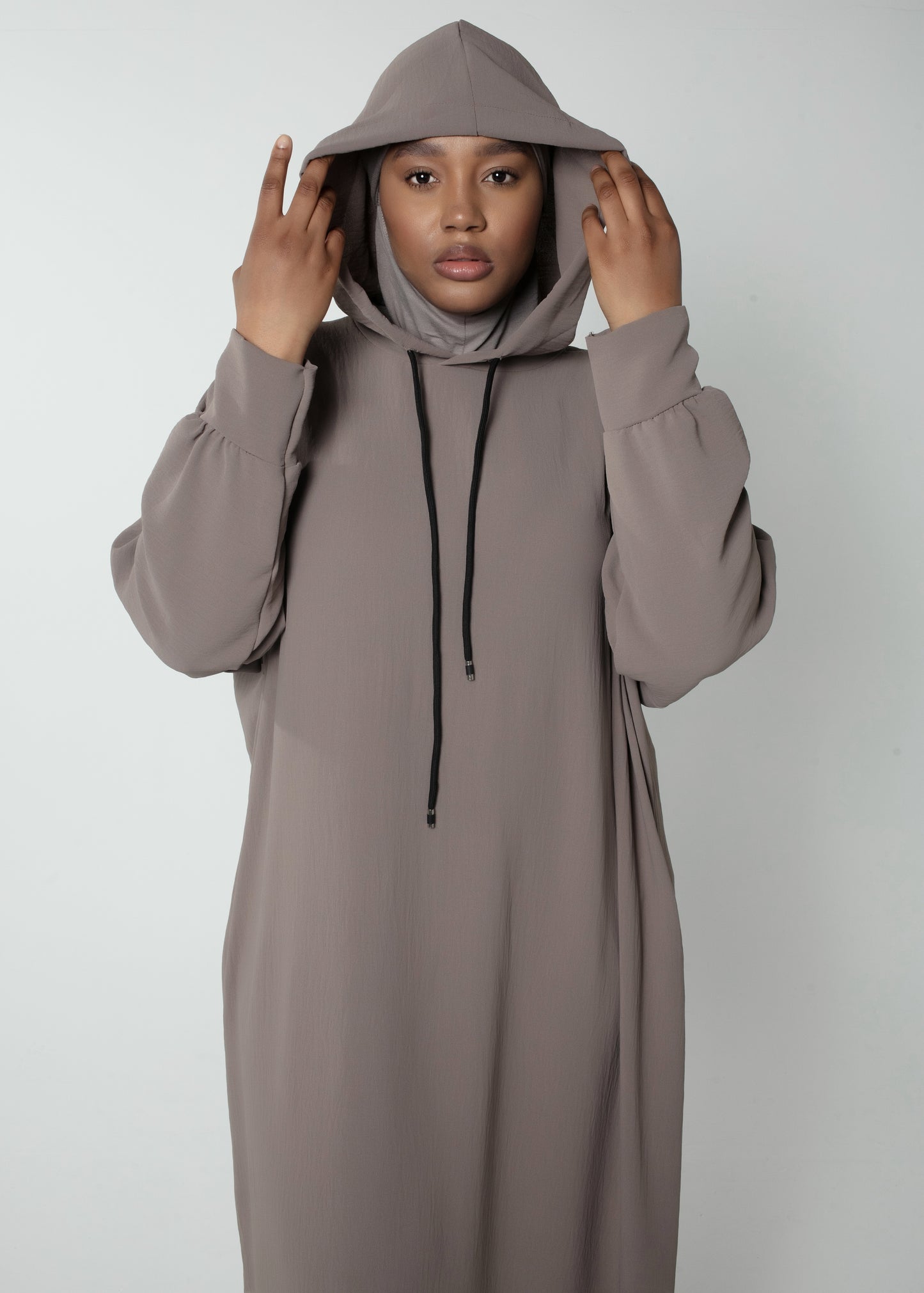 HOODED ABAYA